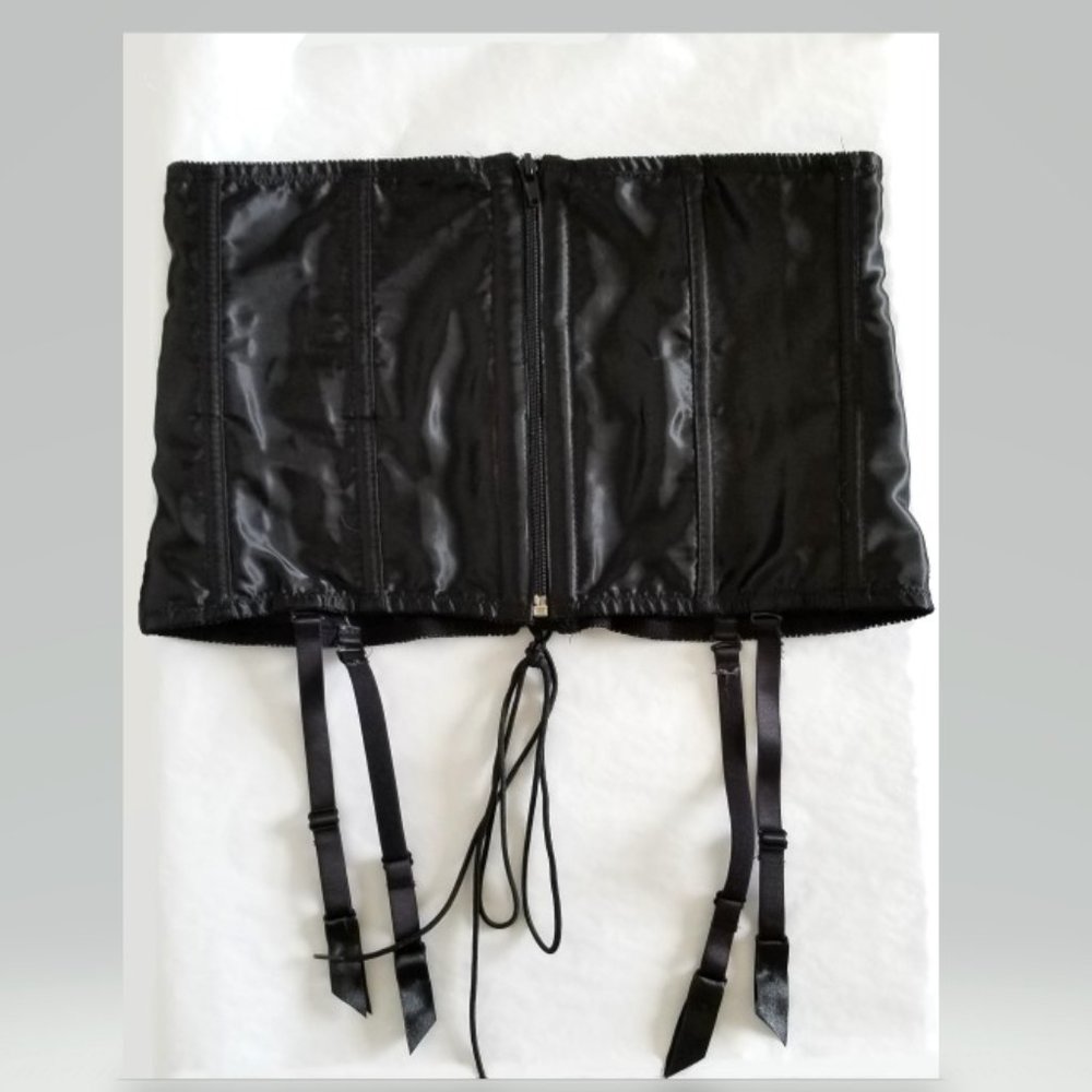 Frederick's of Hollywood Waist Cincher Corset